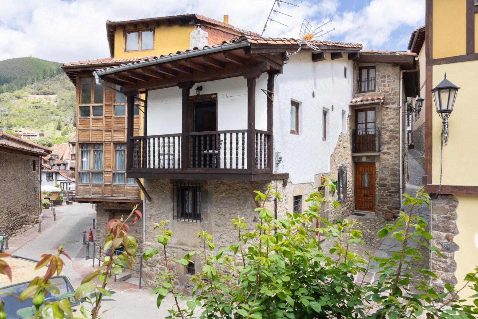 Casa Raymonde Villa Potes Exterior photo